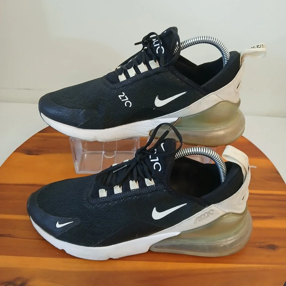 Nike Air Max 270 Women 10 Black Running Shoes Sneakers AH6789-013